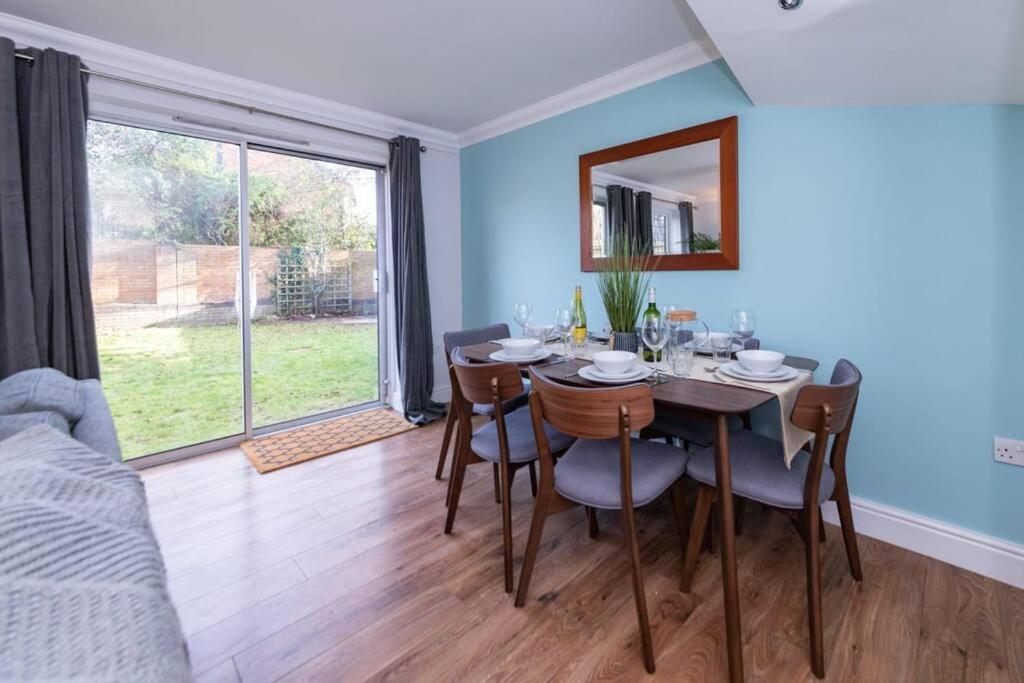 Ratby House - Spacious 3 Bed With Garden & Parking Earley Экстерьер фото